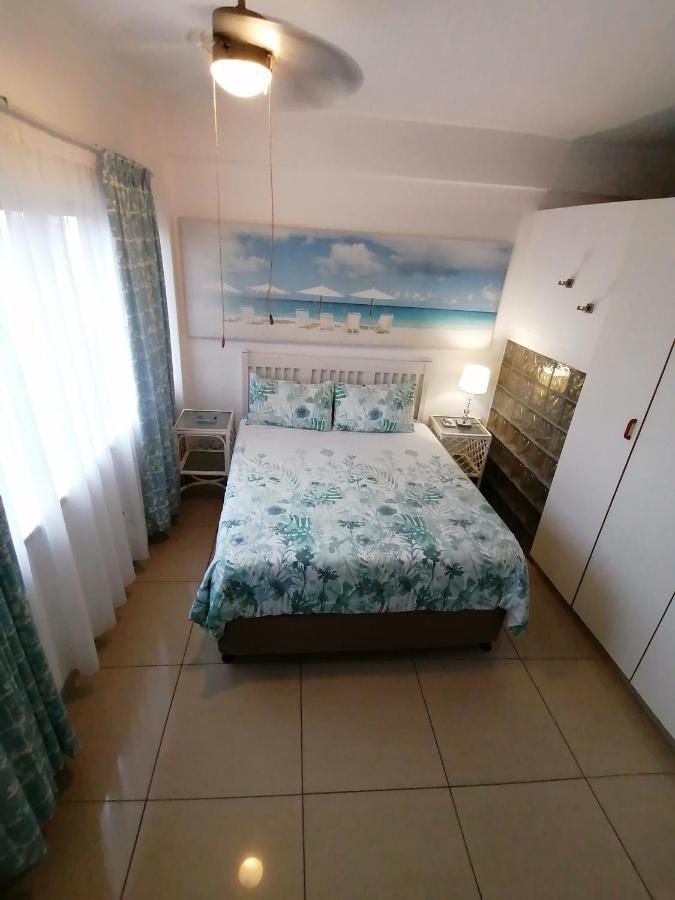 Seaview Apartment Amanzimtoti Exterior foto