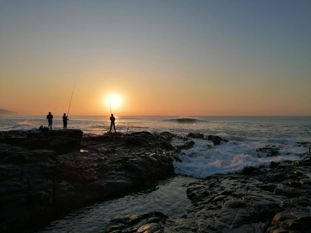 Seaview Apartment Amanzimtoti Exterior foto