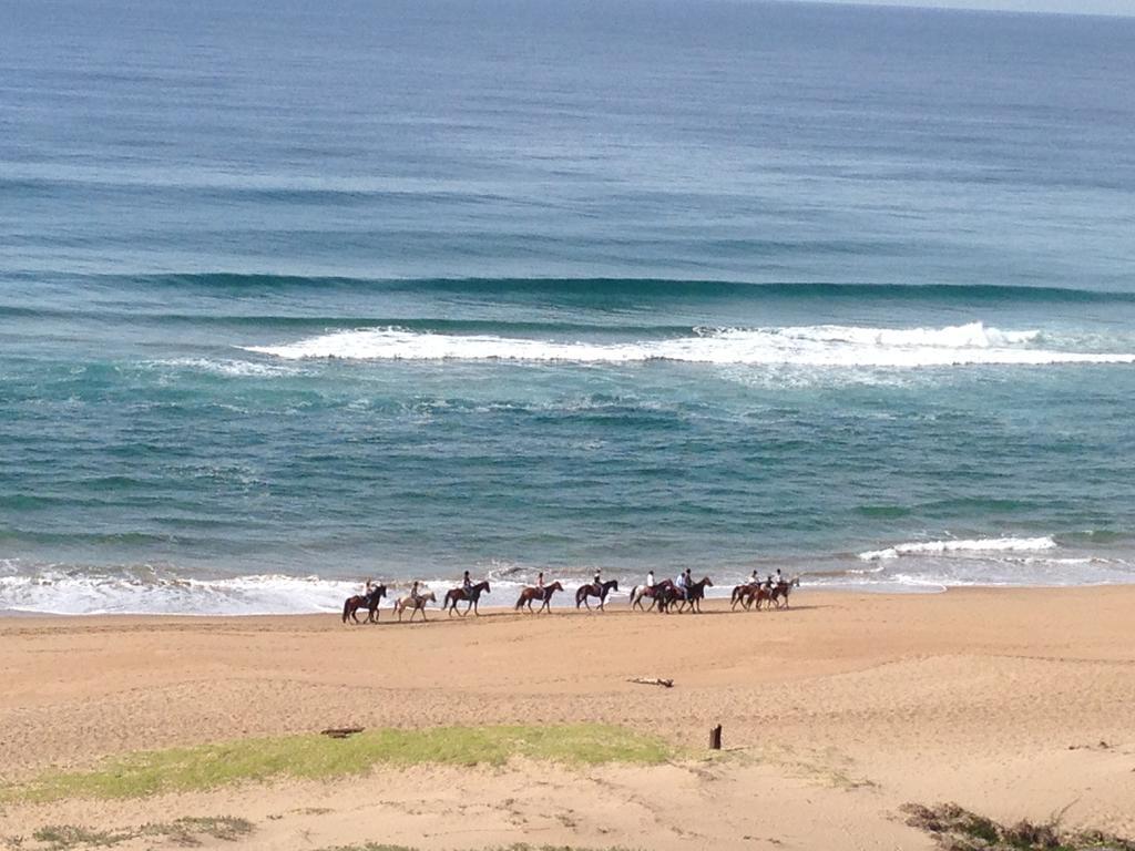Seaview Apartment Amanzimtoti Quarto foto