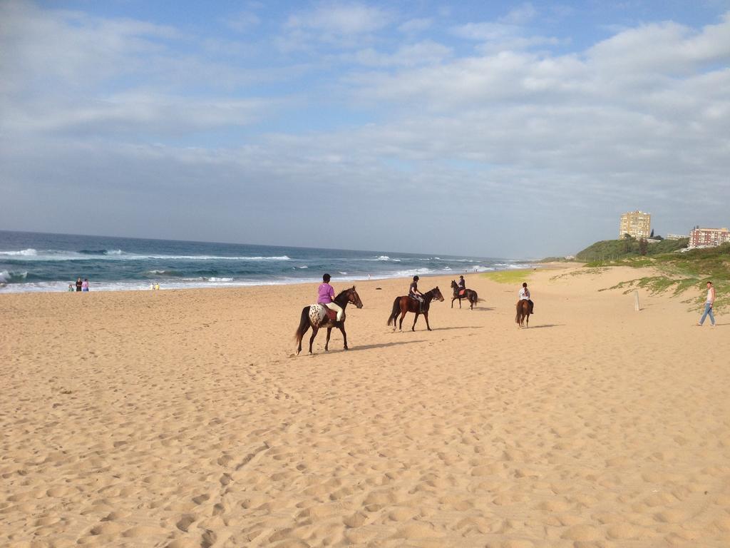 Seaview Apartment Amanzimtoti Exterior foto