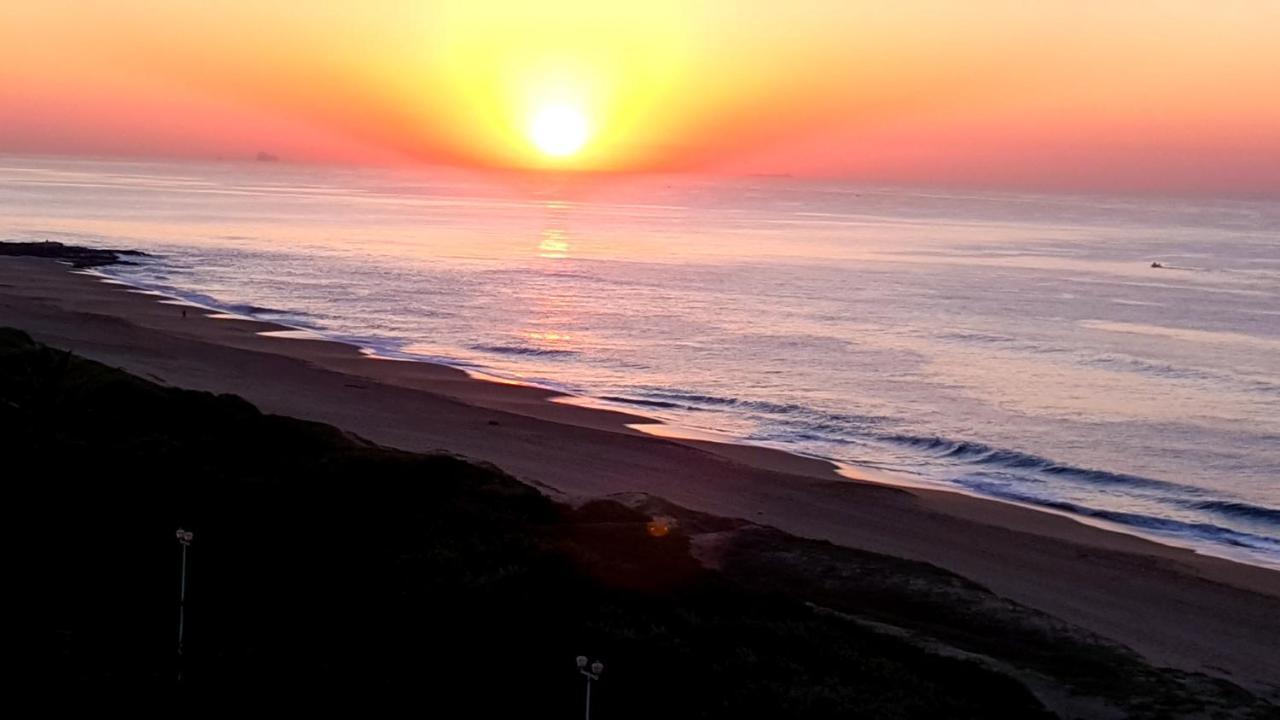 Seaview Apartment Amanzimtoti Exterior foto